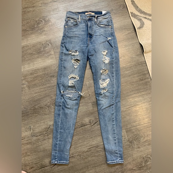 Levi’s Mile High Super Skinny Jeans - Picture 1 of 3